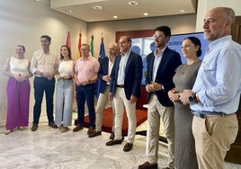 El alcalde, Rafael Mateos, durante la rueda de prensa ofrecida este martes en el Ayuntamiento.