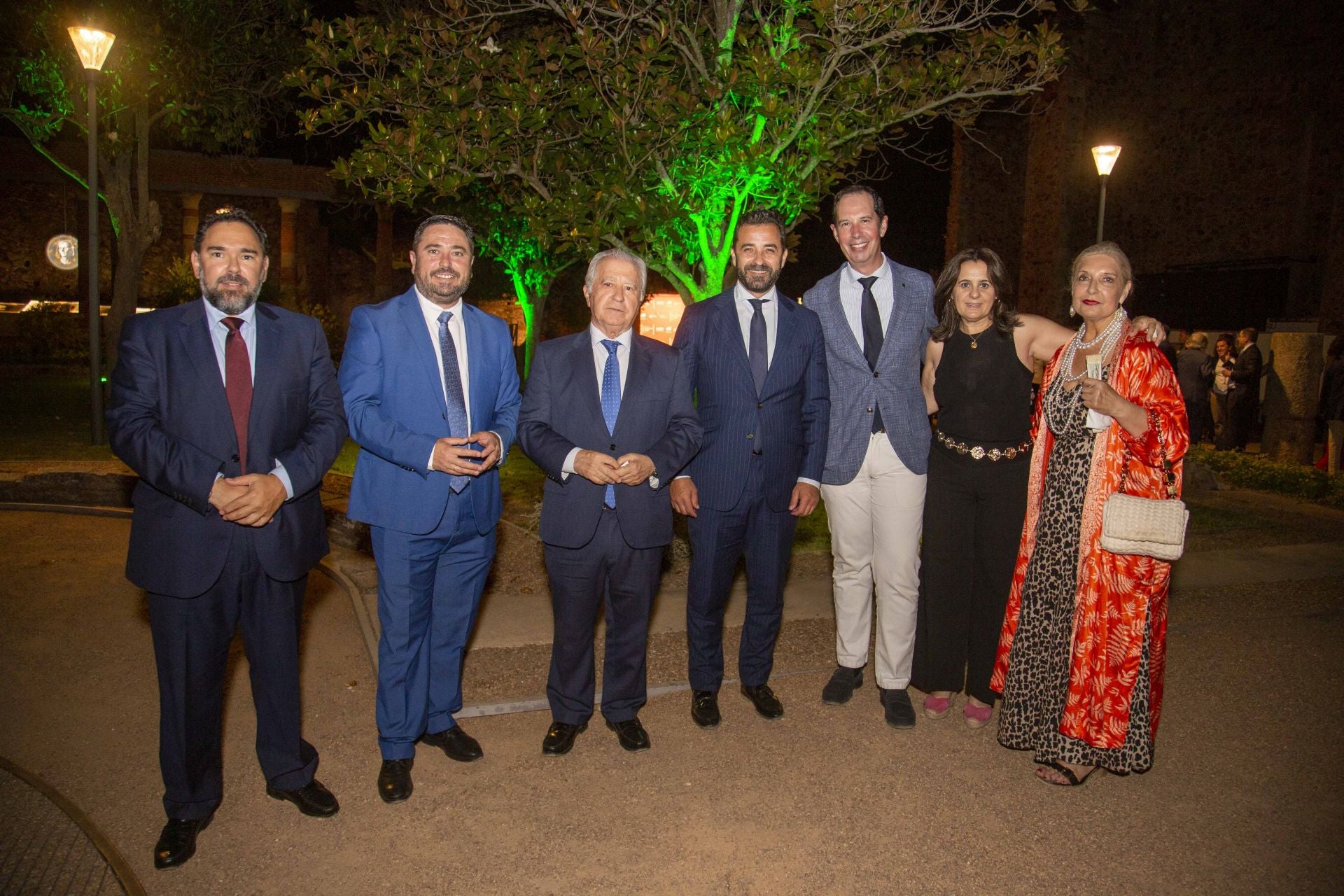 Alfonso Serrano, Lorenzo Ballesteros, Pedro González, César Corcho, Emilio Aunión y María Frutos. 