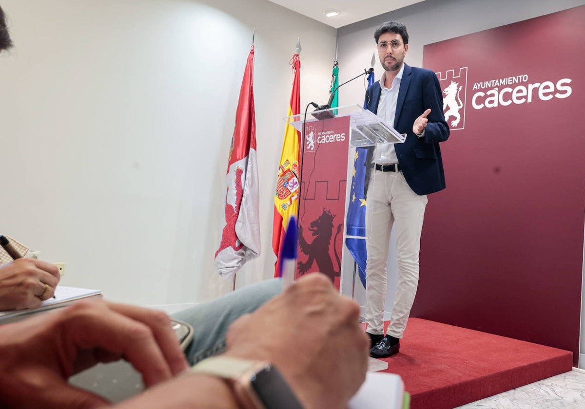 Ángel Orgaz, portavoz del equipo de gobierno en el Ayuntamiento de Cáceres.