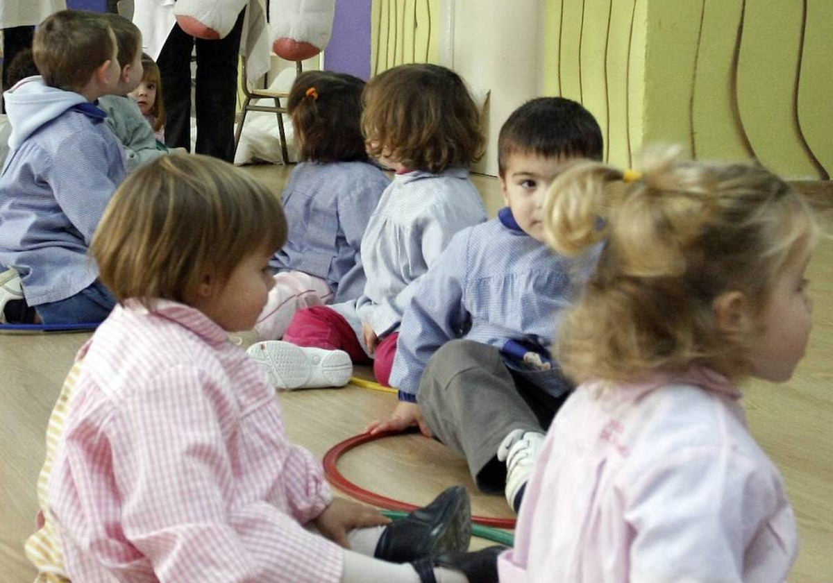 Niños en una escuela infantil de la región en una imagen de archivo.