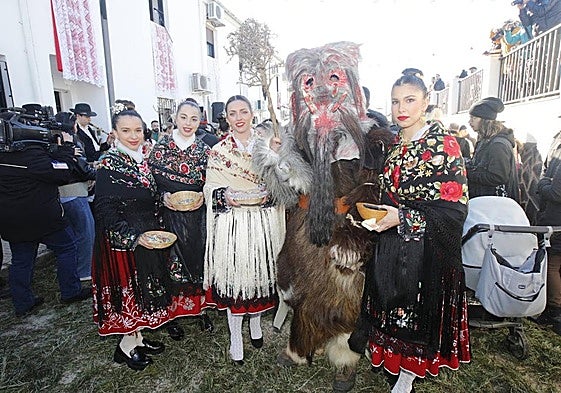 Celebración de las Carantoñas de Acehúche.