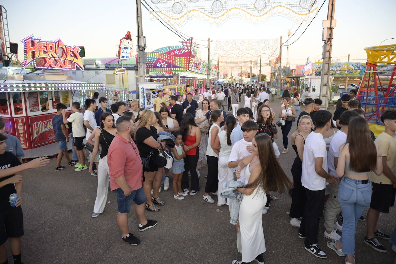 El ambiente del primer día de Feria de San Juan, en imágenes