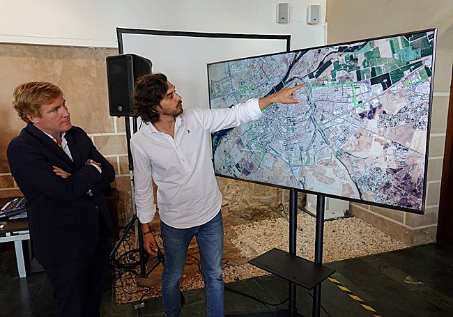 Elalcalde, Ignacio Gragera, y su número dos, Carlos Urueña.