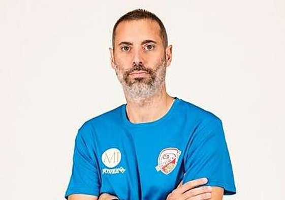 Adrià Alonso dirigirá la próxima campaña al Cáceres.