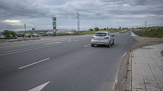 El Ayuntamiento de Badajoz contrata la construcción de la nueva rotonda de la carretera de Campomayor