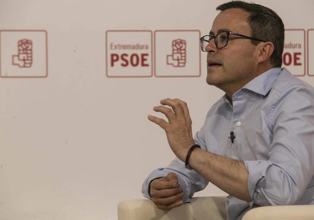 El secretario general del PSOE de Extremadura, Miguel Ángel Gallardo