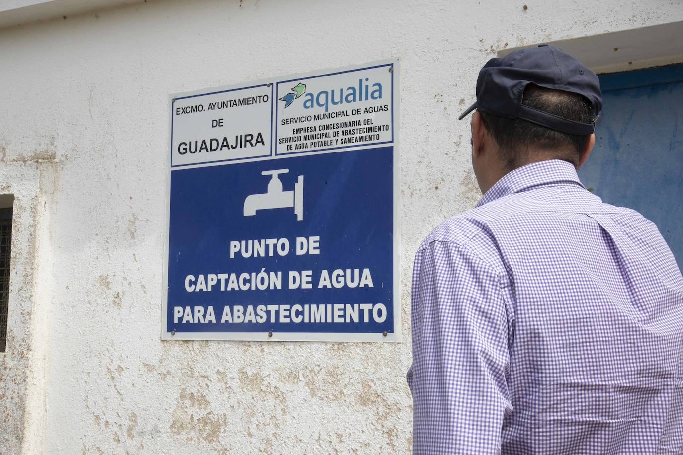 Guadajira continúa con el agua contaminada
