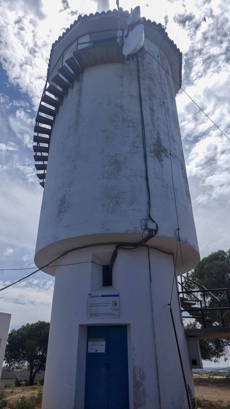 Guadajira continúa con el agua contaminada