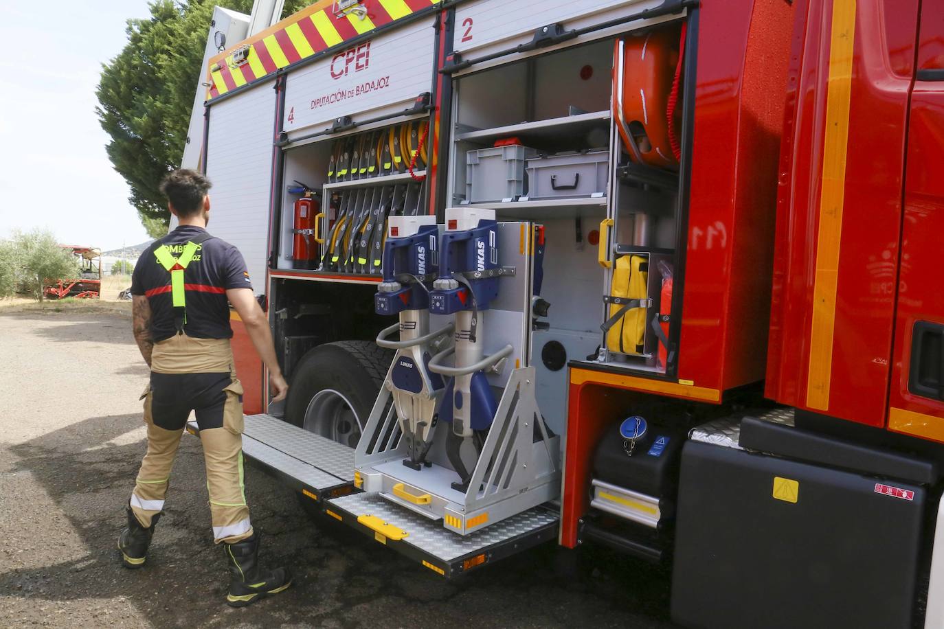 Así son los cuatro nuevos camiones que estrena el Consorcio de Bomberos de la Diputación de Badajoz