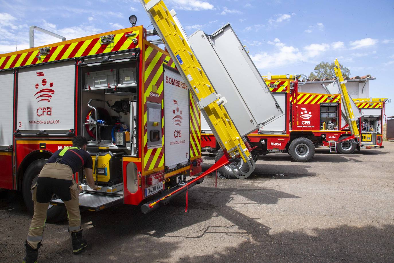 Así son los cuatro nuevos camiones que estrena el Consorcio de Bomberos de la Diputación de Badajoz