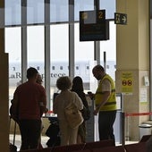 El primer vuelo de Badajoz a Madrid saldrá a las 9, veinte minutos antes que ahora