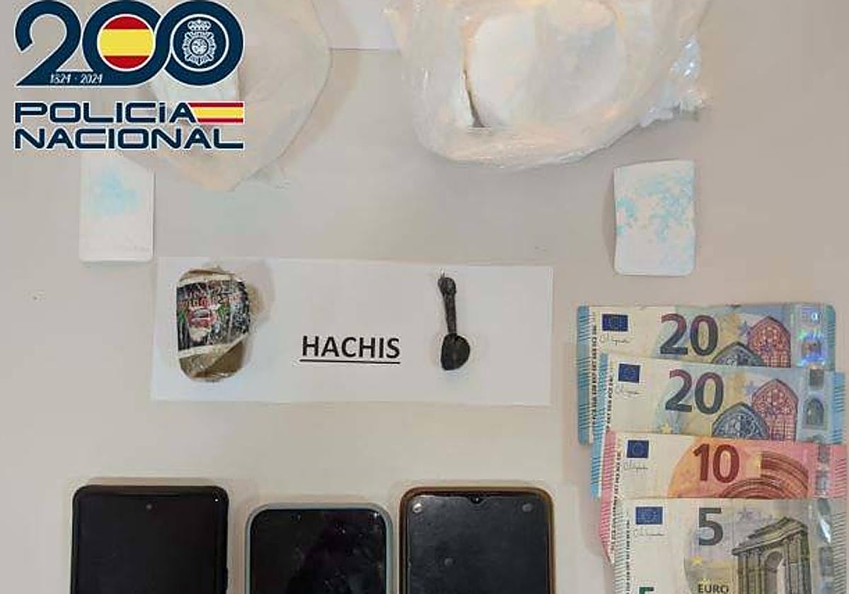 Efectos intervenidos en el garaje de Cáceres