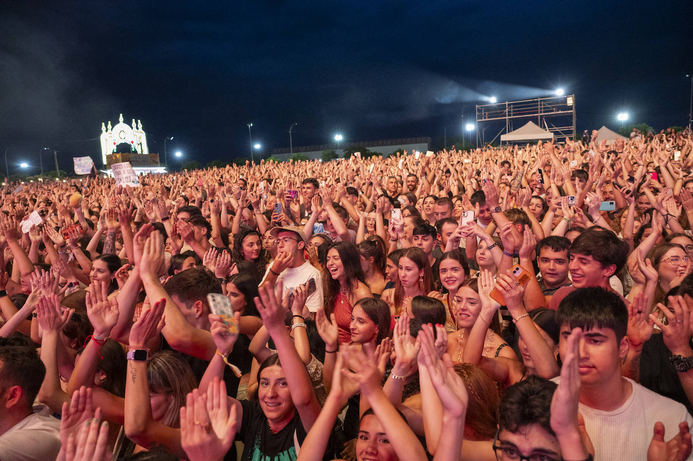 Las mejores fotos del concierto de Melendi en Badajoz