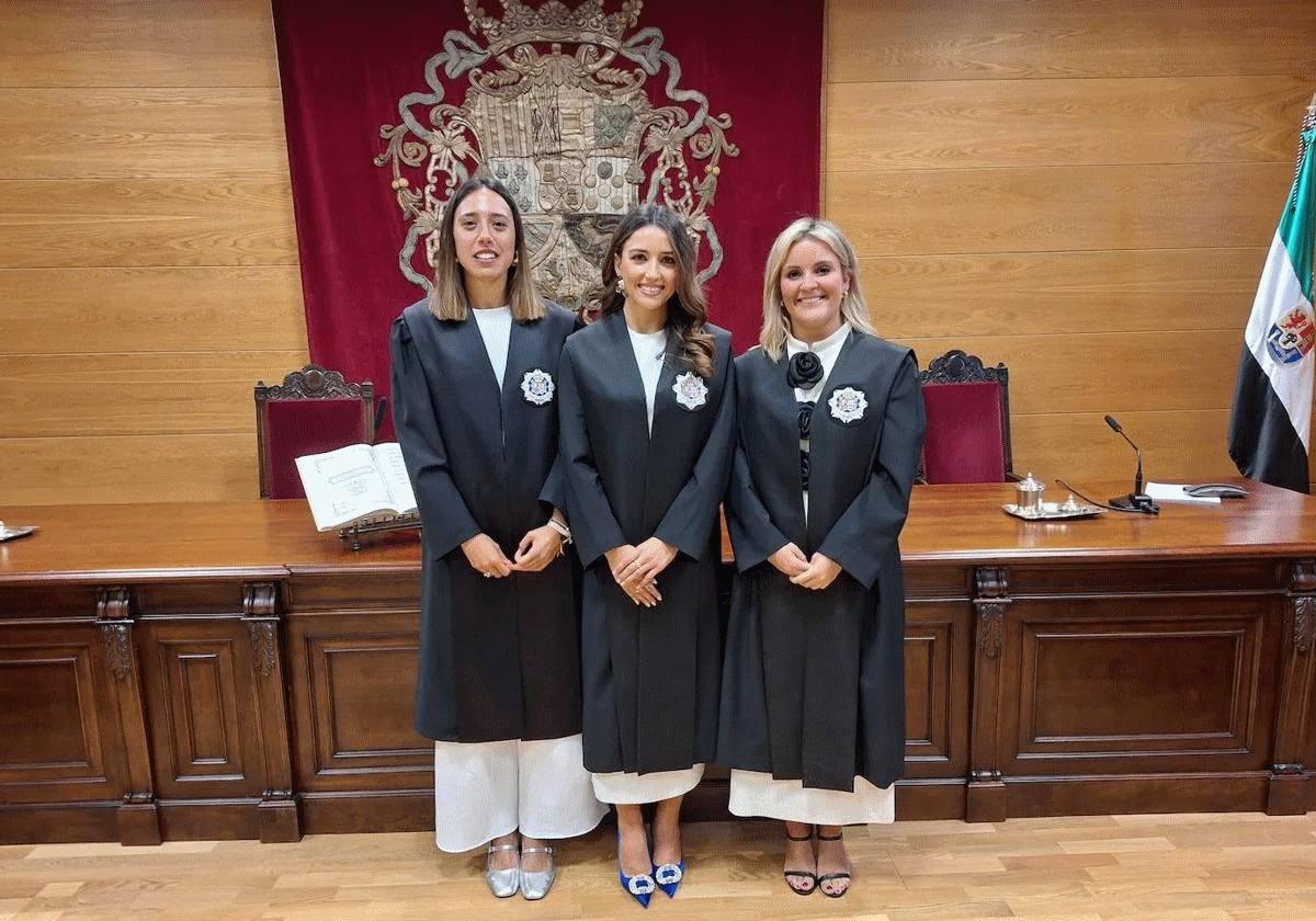 Isabel Soriano, primera por la izquierda.
