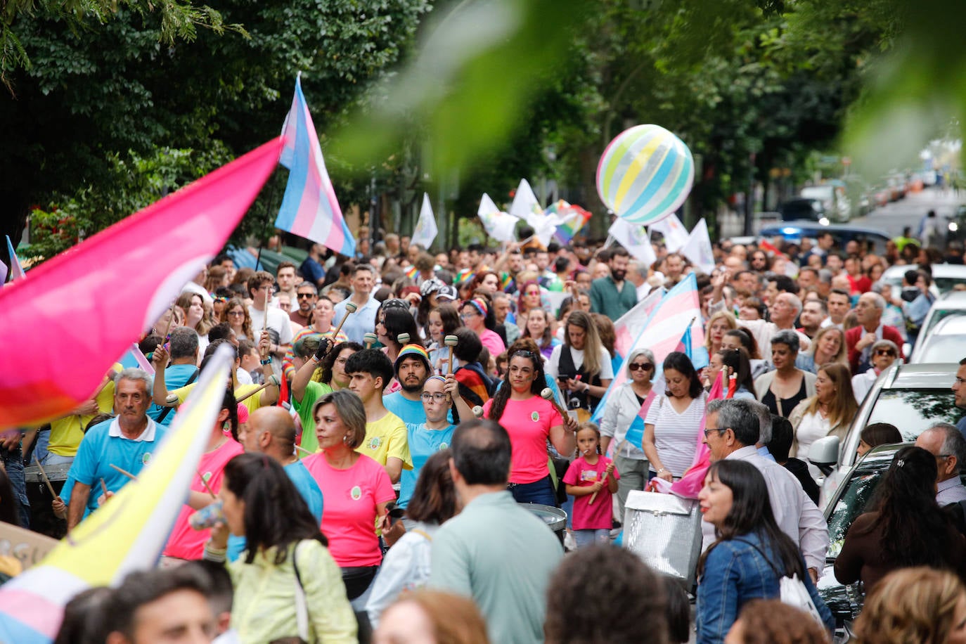 Así ha sido la marcha del Orgullo en Cáceres (II)