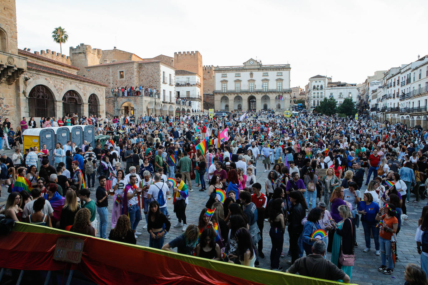 Así ha sido la marcha del Orgullo en Cáceres (II)