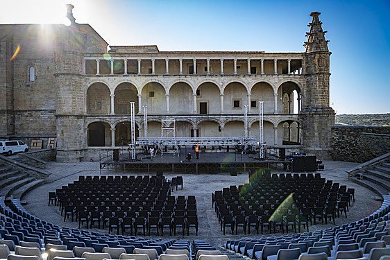 El Festival de Alcántara arranca el 29 de julio con una obra con intérpretes ciegos