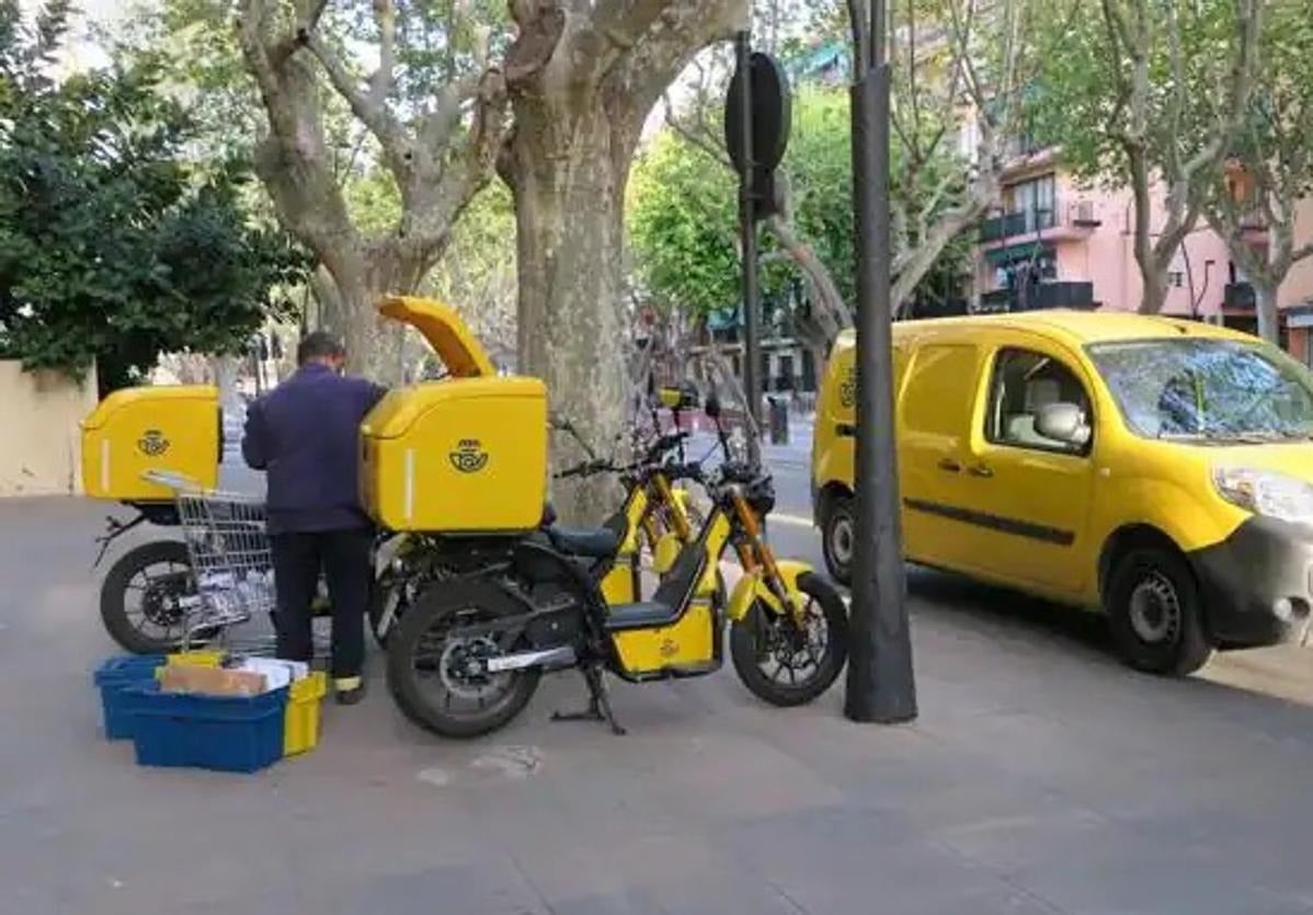 Condenan a Correos a reducir la jornada de varios empleados en Cáceres