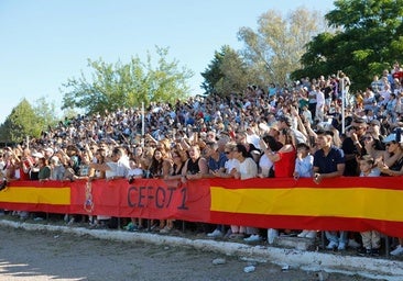 Las mejores imágenes de la jura de bandera en Cáceres (I)