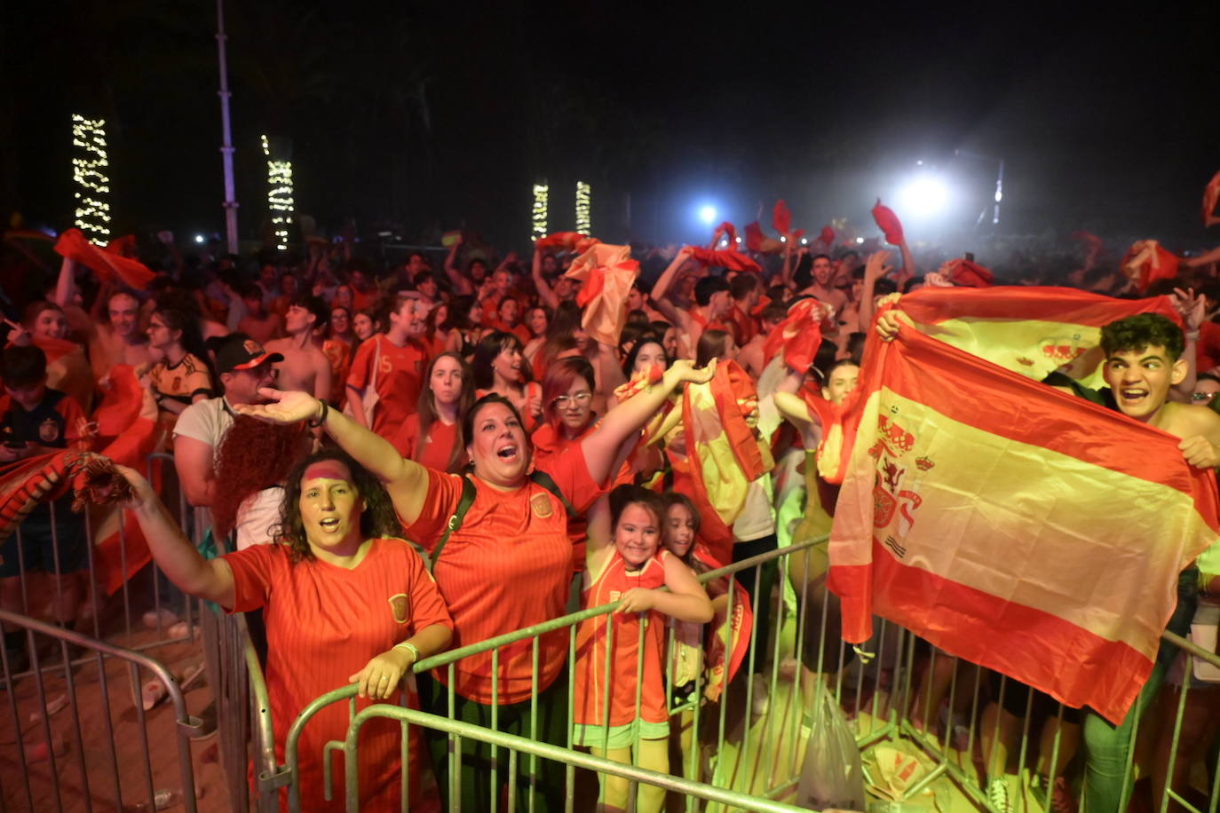 Celebración de la victoria de España en Badajoz