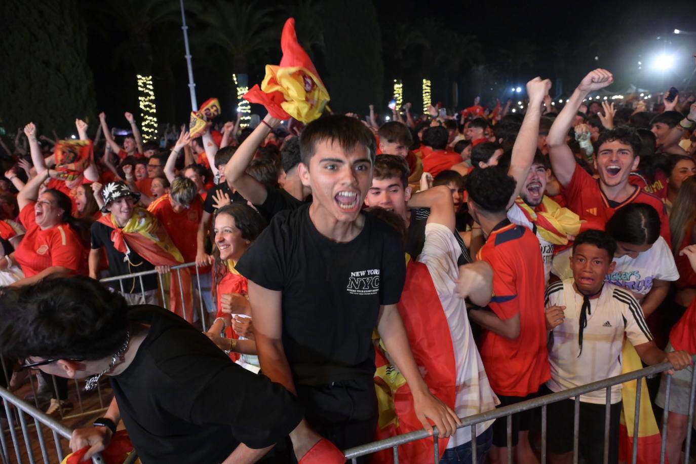 Celebración de la victoria de España en Badajoz