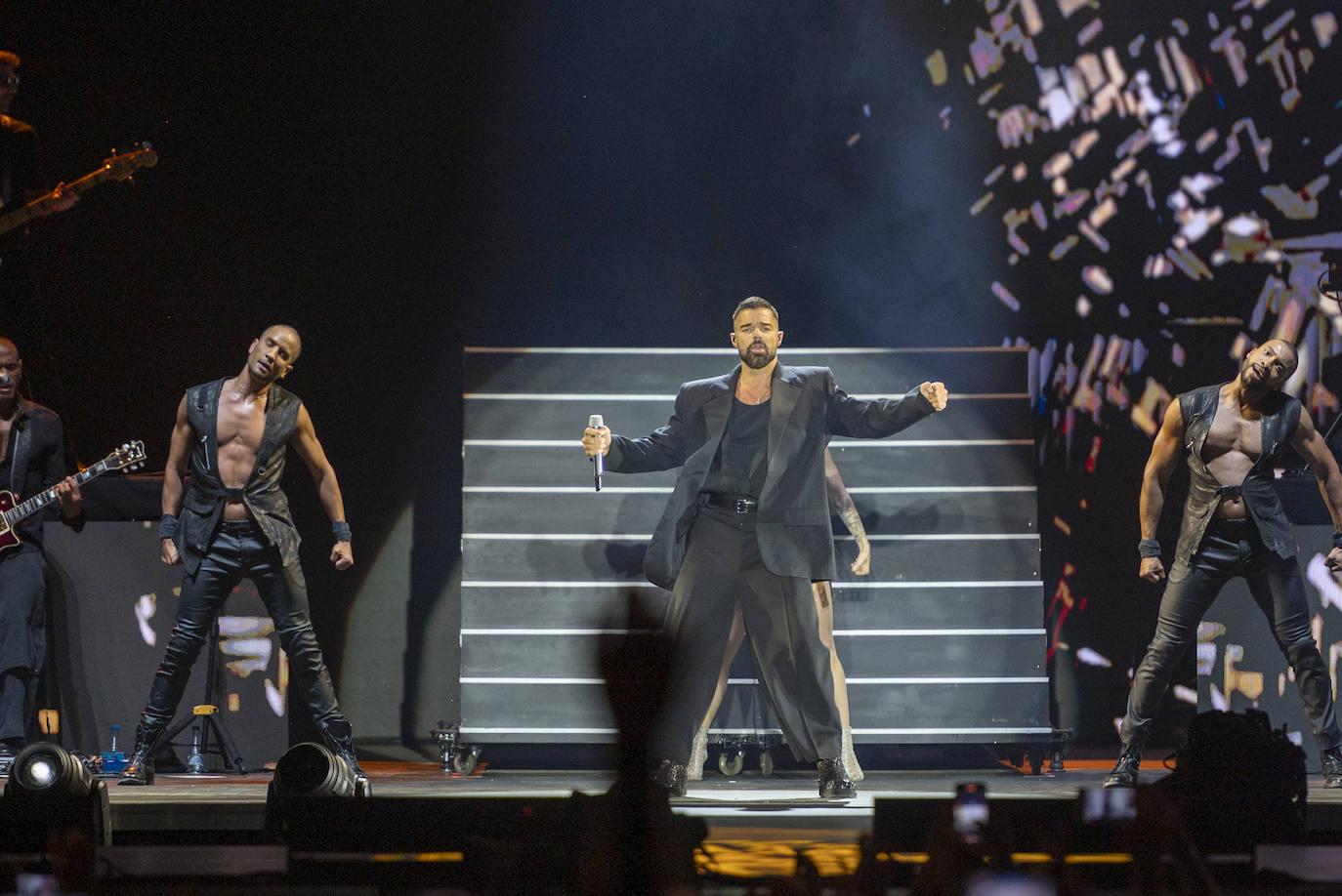 Las mejores imágenes del concierto de Ricky Martin en Badajoz (II)