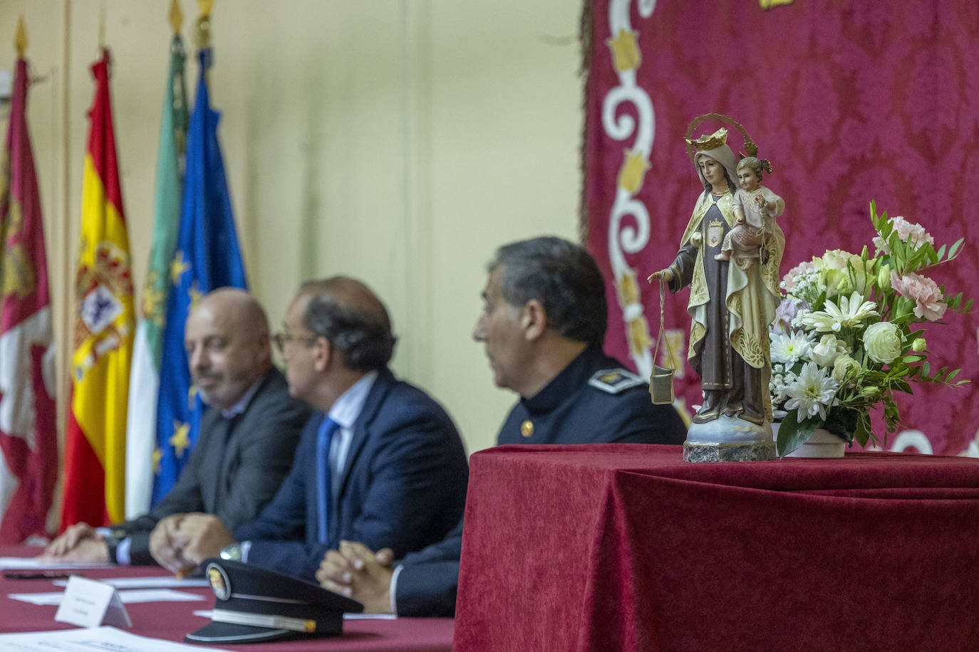 Así ha sido la entrega de distinciones a la Policía Local del Cáceres