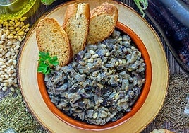 Acompañada de pan tostado o biscotes está deliciosa.