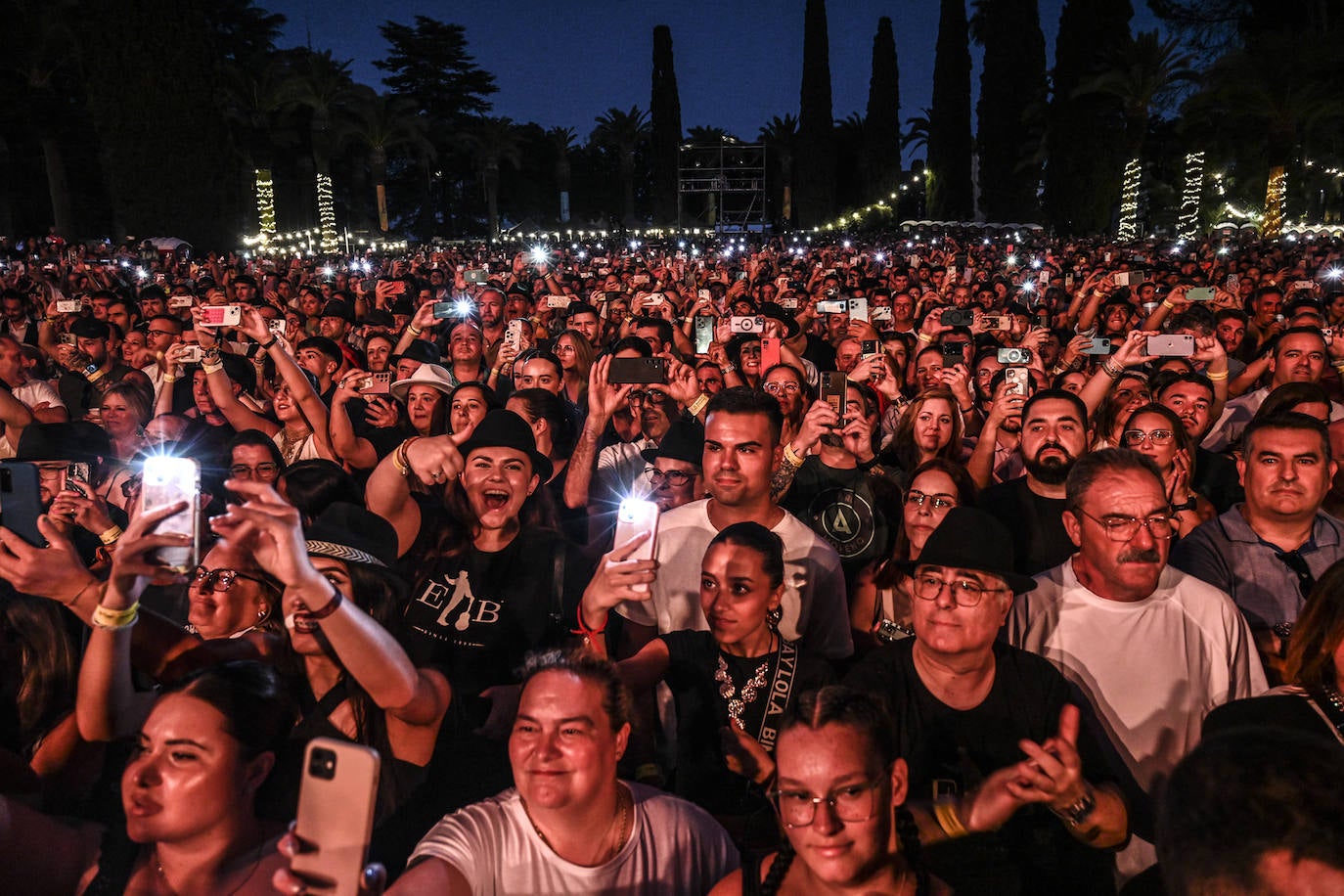 Las fotos del concierto de &#039;El Barrio&#039; en la Alcazaba de Badajoz