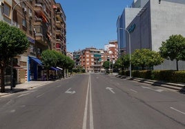 Avenida de Miguel Celdrán, sin tráfico ni peatones, a las 15.45 horas de este martes.