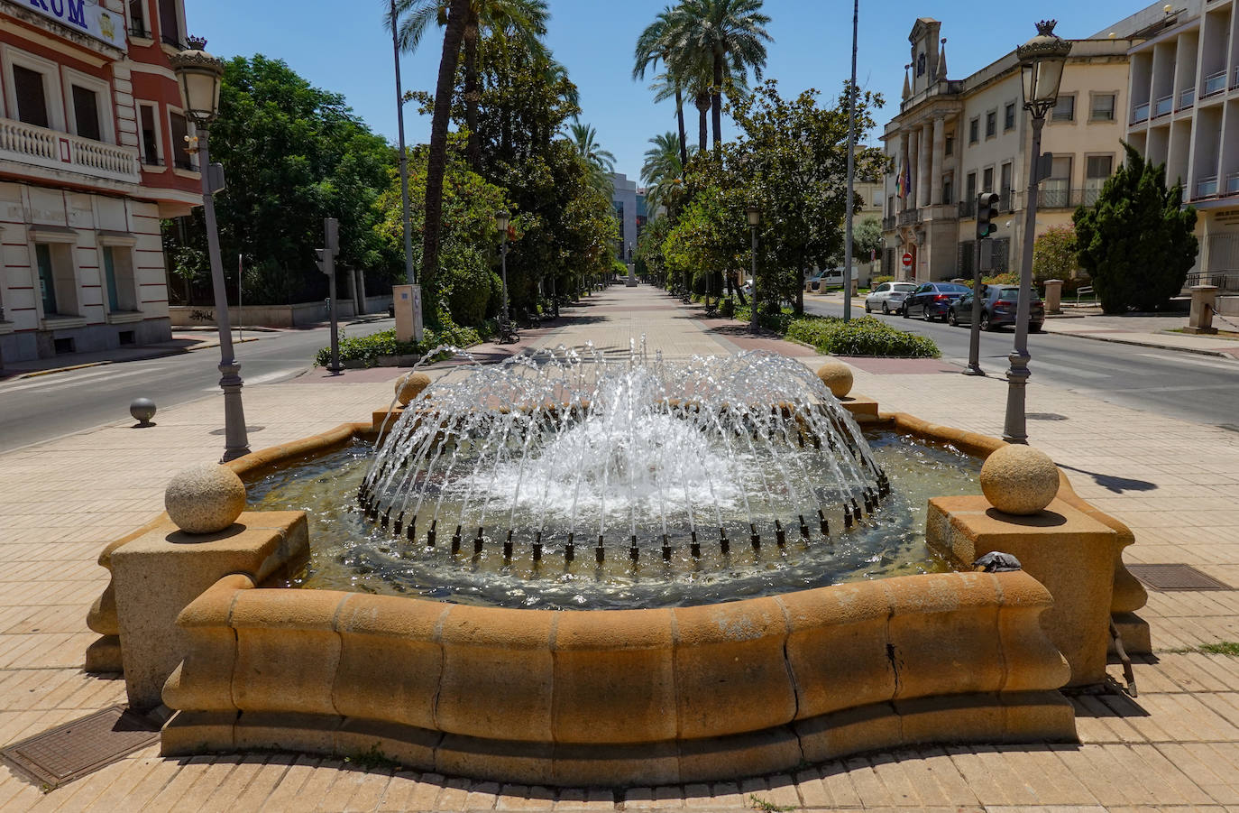 Calles vacías en Badajoz en la tarde de este martes.