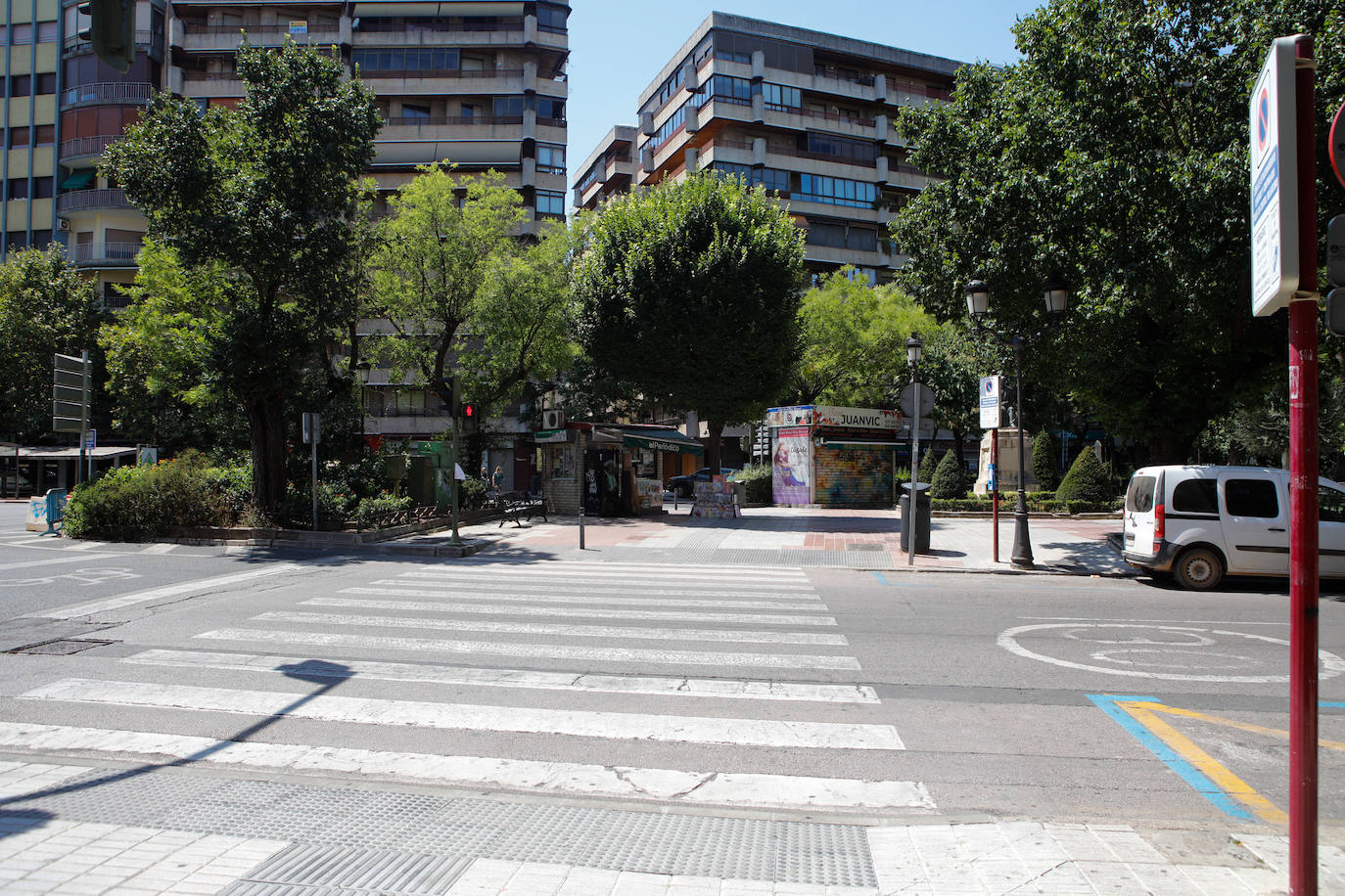 Calles vacías en Cáceres en la tarde de este martes.