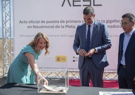 Acto de colocación de la primera piedra de la gigafactoría a principios de julio de este año.