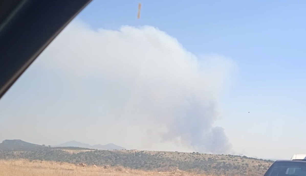 Incendio registrado en la tarde de este miércoles en el término municipal de Ribera del Fresno. 