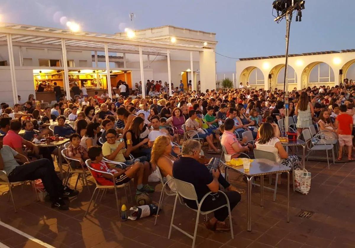 Cine de verano en la Terraza de Verano del Teatro López de Ayala