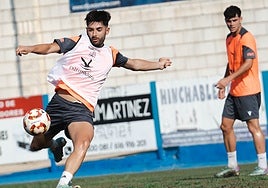 Primera sesión de los celestes en el césped de La Isla.