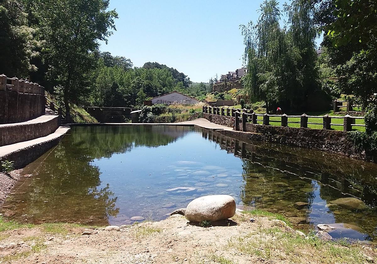 Piscina natural de Aldeanueva de la Vera.