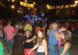 Fotografía de archivo de una verbena de otro año.