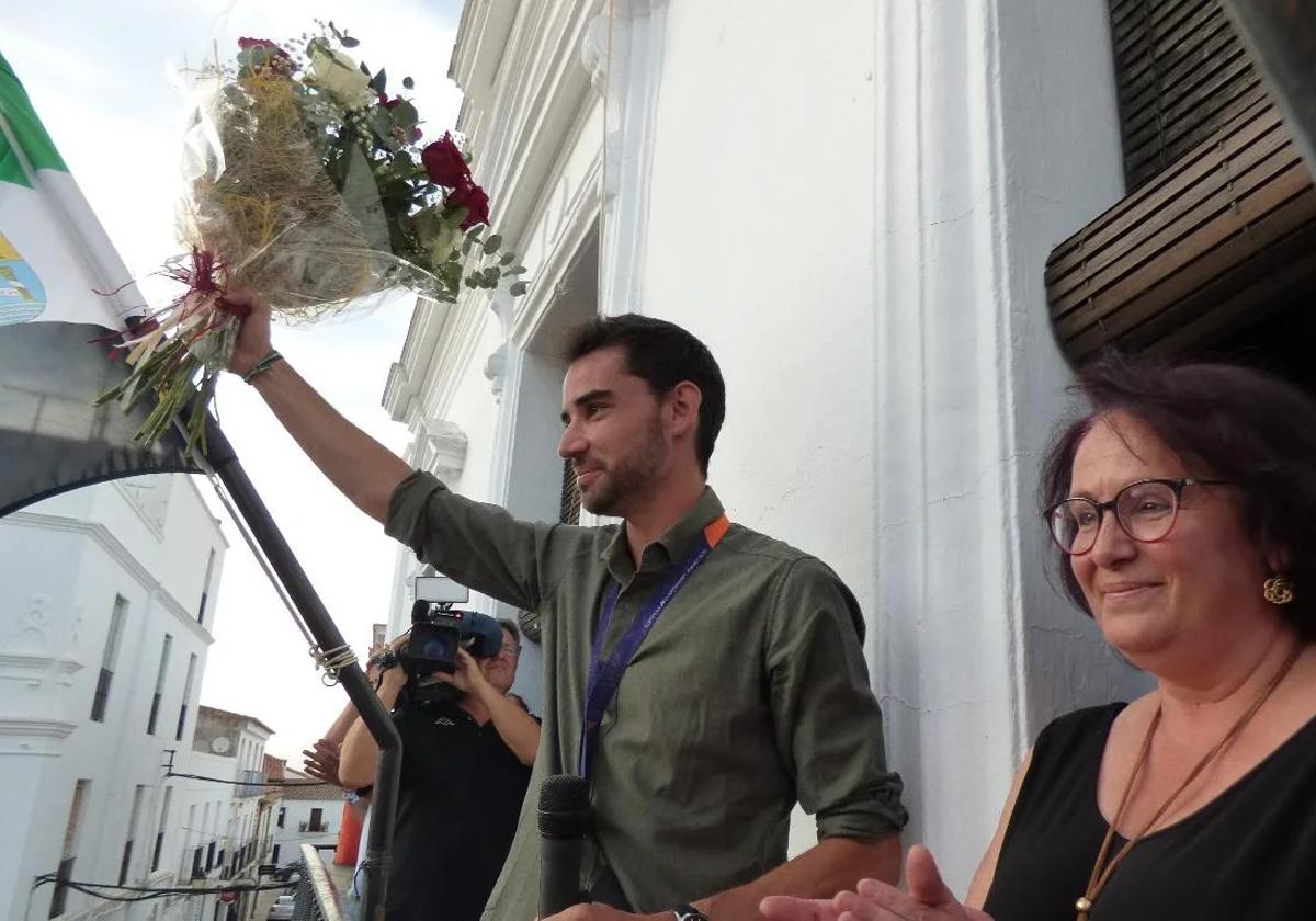 Álvaro Martín durante uno de los homenajes recibidos en Llerena.