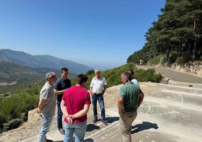 Se está acondicionando el camino rural que lleva hasta el cancho de La Muela, lugar de interés turístico.