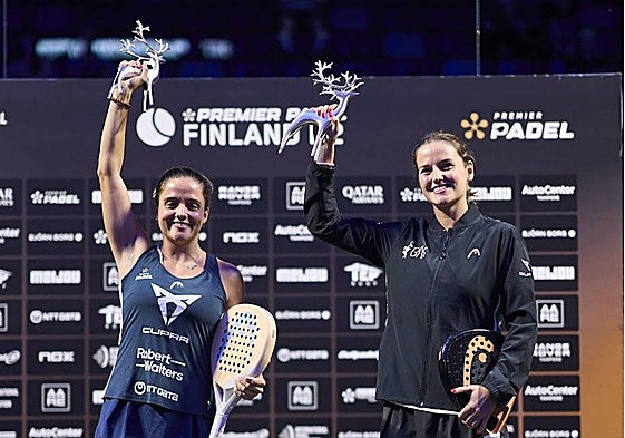 Paula Josemaría (a la izquierda) junto a su compañera Ariana Sánchez.