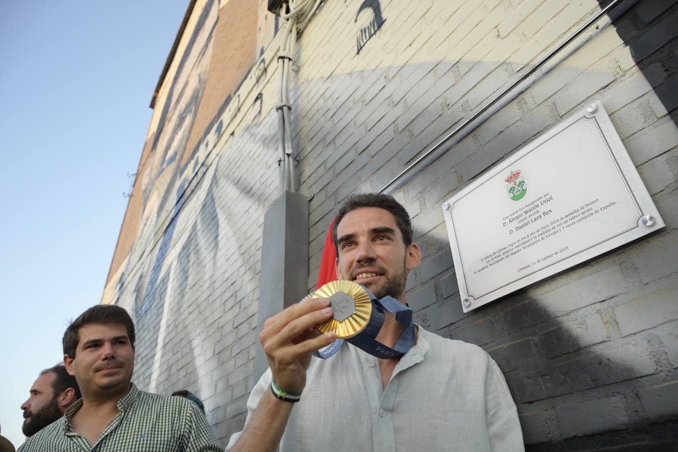 Fotos | Así ha recibido Llerena al doble medallista olímpico Álvaro Martín