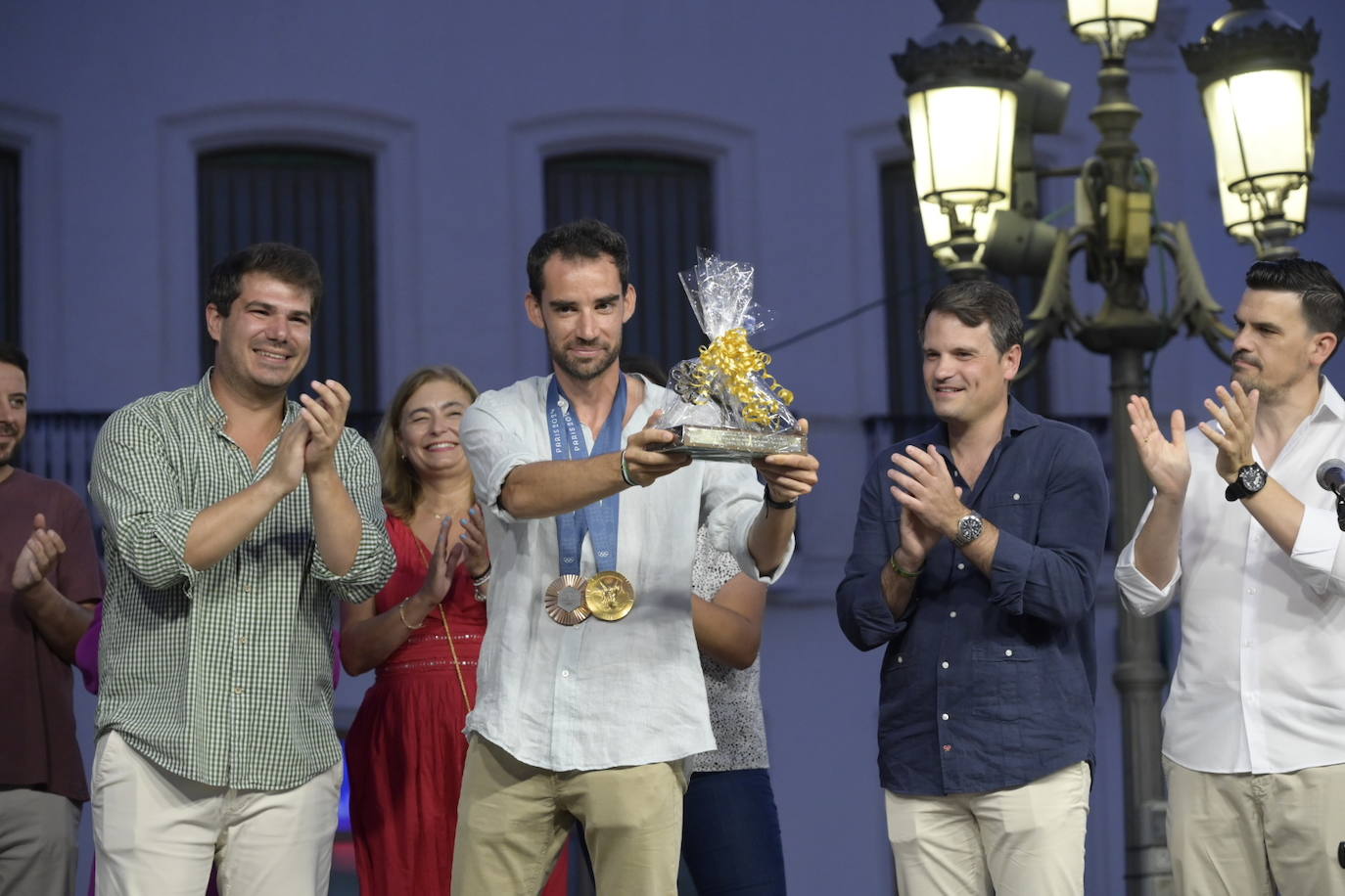 Fotos | Así ha recibido Llerena al doble medallista olímpico Álvaro Martín