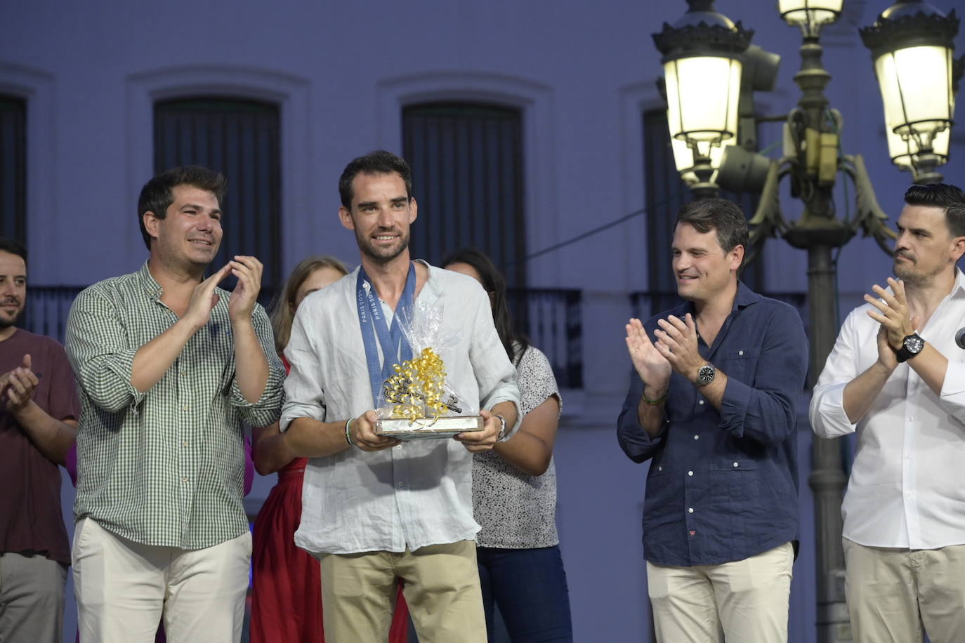 Fotos | Así ha recibido Llerena al doble medallista olímpico Álvaro Martín