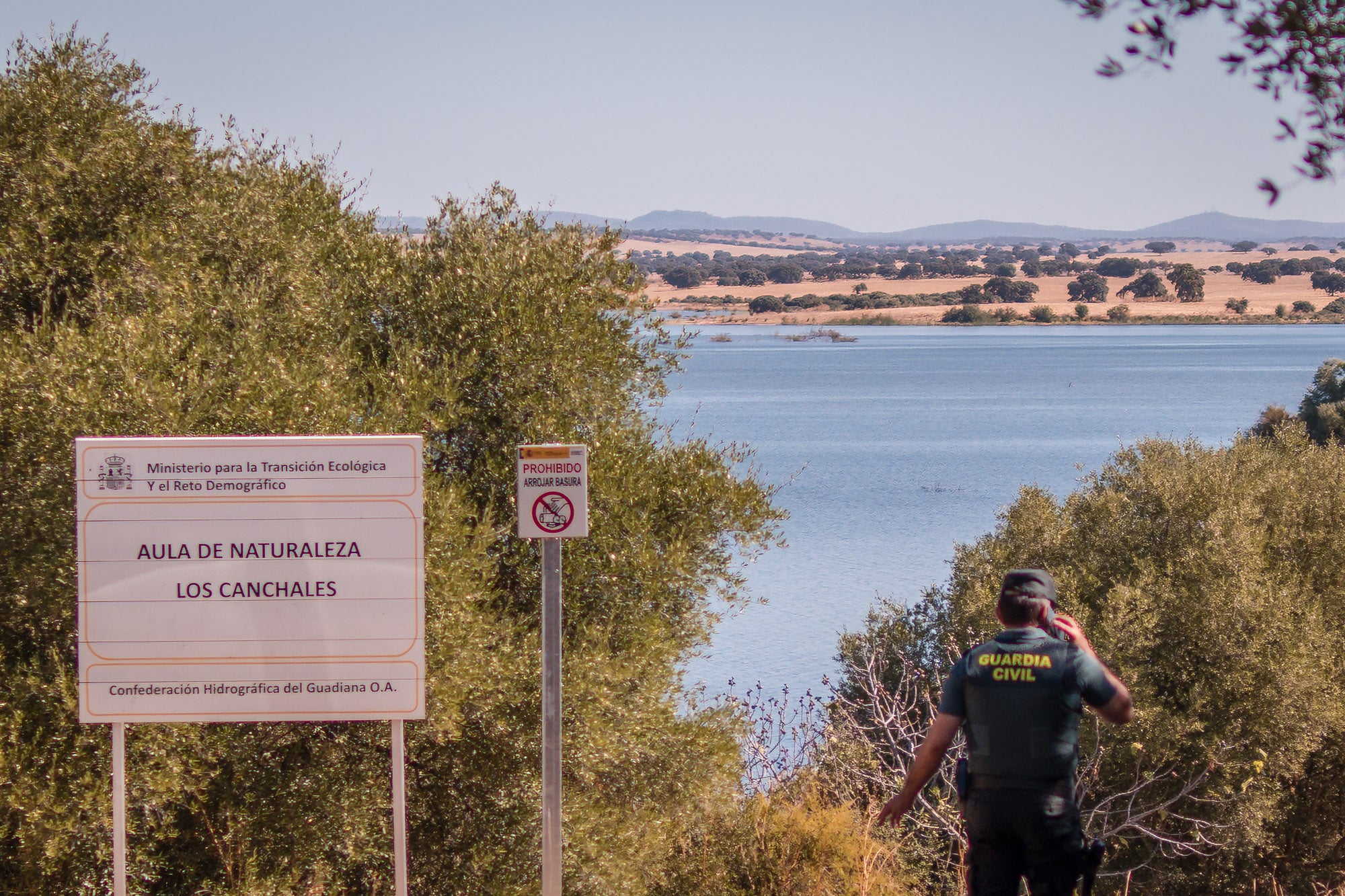 Operativo desplegado en Los Canchales para buscar al desaparecido en el embalse