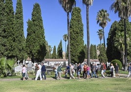 Acto en el cementerio viejo a las víctimas de matanza de Badajoz