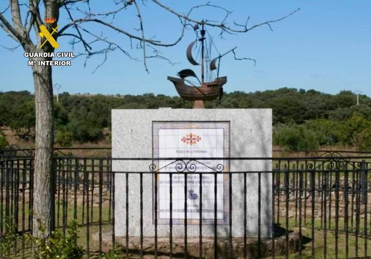 Escultura robada en Santa Cruz de la Sierra.