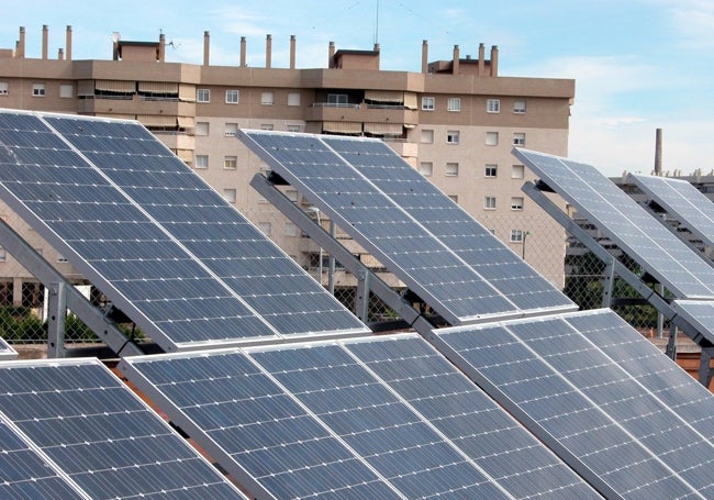 Paneles en un edificio público.