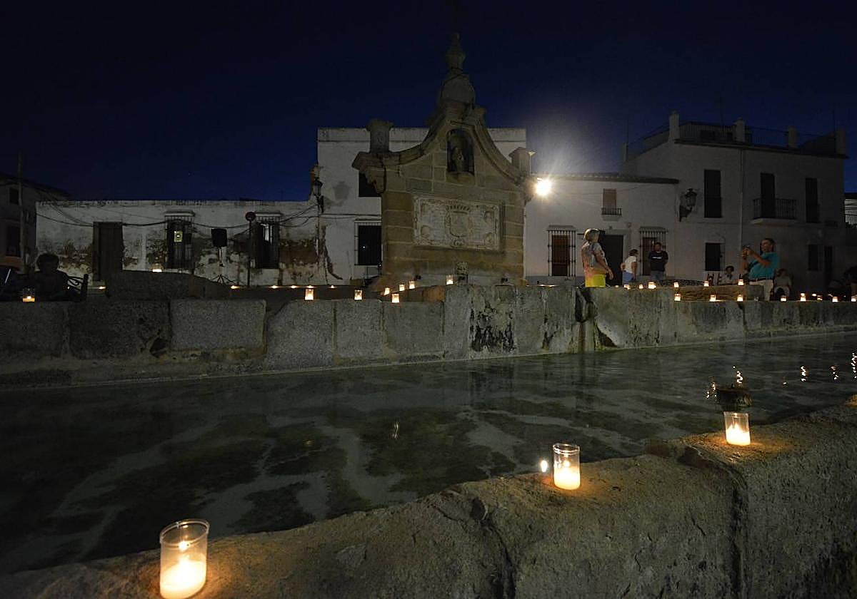 Cada año Fregenal se ilumina durante la Noche en Blanco.