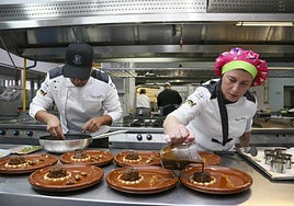 Luis Gómez y Rocío Maya, de 'La Taberna de Noa', ganadores del premio de Espiga de cordero en el año 2023.